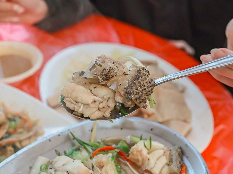 永安漁港平價快炒推薦！秋天必吃螃蟹季，桃園新屋美食。