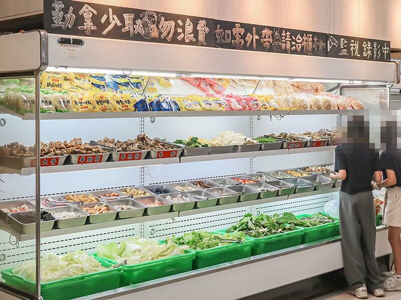 新竹羊肉爐吃到飽推薦！羊霸天下只要$538，羊大骨羊腳筋無限供應。