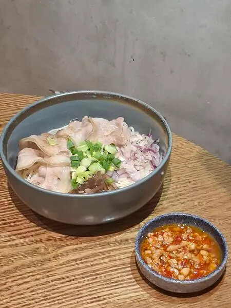 2024米其林新中式麵店!台中VARMT發楞吃,台中西區米其林推薦。