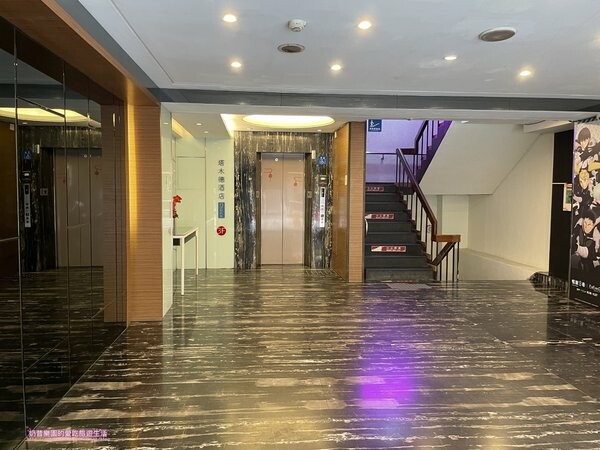 台中塔木德一中館開箱！逛夜市住這最方便，大房型附停車位。