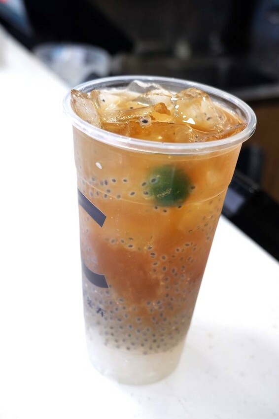 行天宮飲料推薦！水巷茶弄台北松江店必喝特調公開，巷弄隱藏版不能錯過。