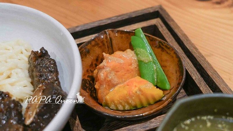 台中文青必吃!三津製麵249老宅,手工素麵套餐Q彈到停不下來。