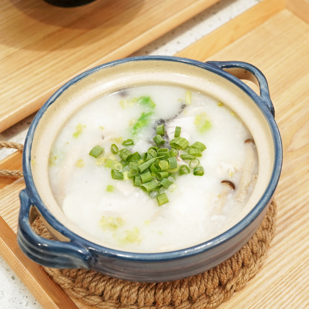 台南美食│寶煲餐飲食記分享│炸蝦咖哩、麻辣水煮魚、鱸魚粥都好 台南美食│寶煲餐飲食記分享│炸蝦咖哩、麻辣水煮魚、鱸魚粥都好