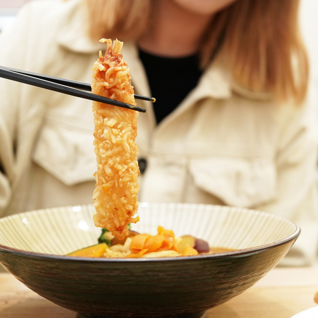 台南美食│寶煲餐飲食記分享│炸蝦咖哩、麻辣水煮魚、鱸魚粥都好 台南美食│寶煲餐飲食記分享│炸蝦咖哩、麻辣水煮魚、鱸魚粥都好