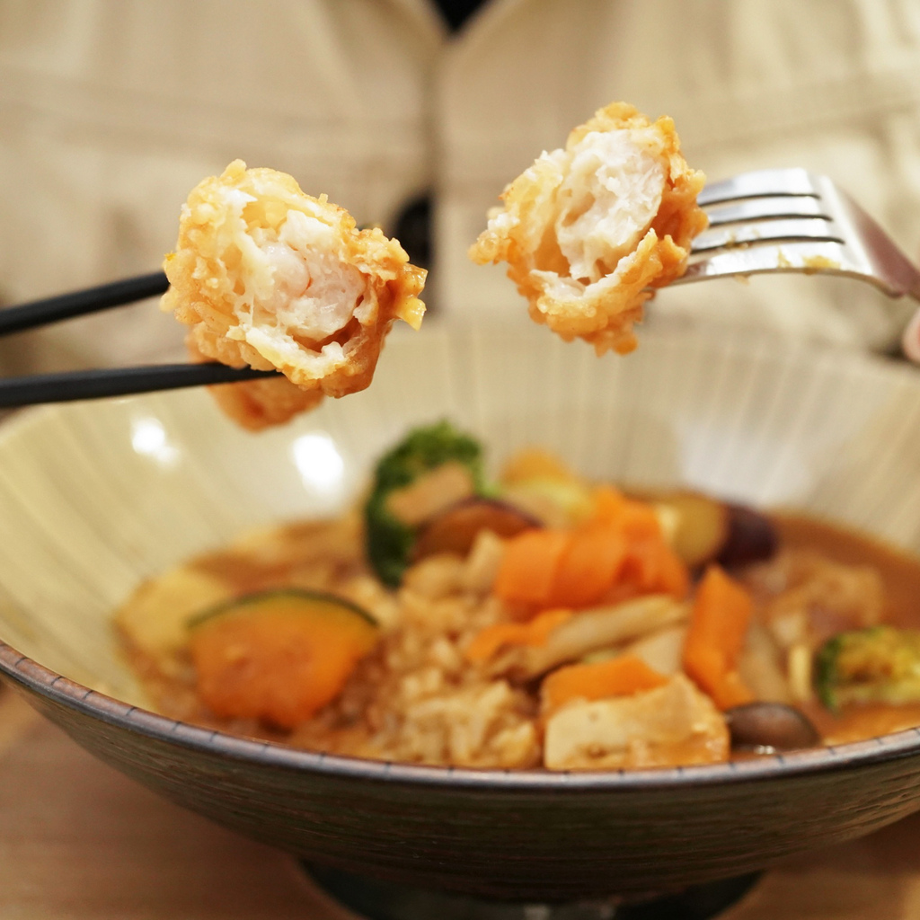 台南美食│寶煲餐飲食記分享│炸蝦咖哩、麻辣水煮魚、鱸魚粥都好 台南美食│寶煲餐飲食記分享│炸蝦咖哩、麻辣水煮魚、鱸魚粥都好