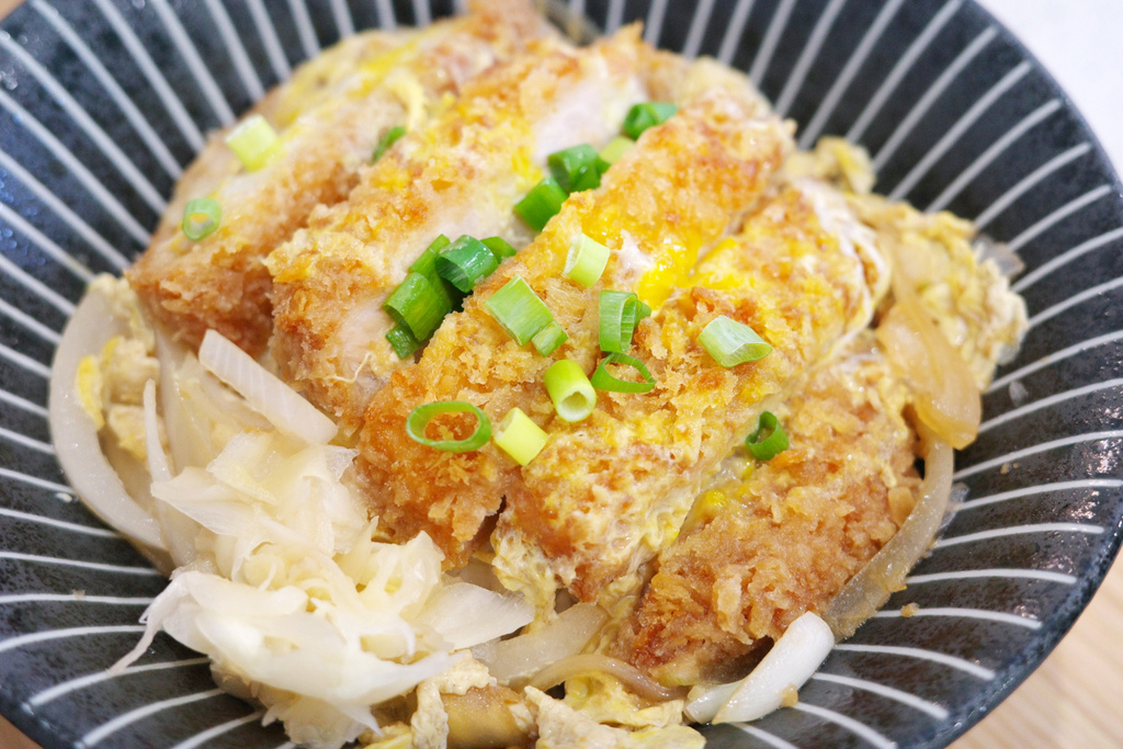 台南美食│寶煲餐飲食記分享│炸蝦咖哩、麻辣水煮魚、鱸魚粥都好 台南美食│寶煲餐飲食記分享│炸蝦咖哩、麻辣水煮魚、鱸魚粥都好