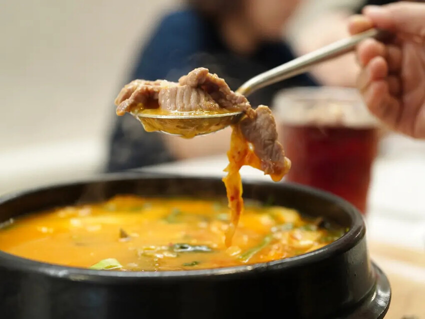 台南美食餐廳│寶煲餐飲│東區質感美食│開幕三重送│被整塊土魠