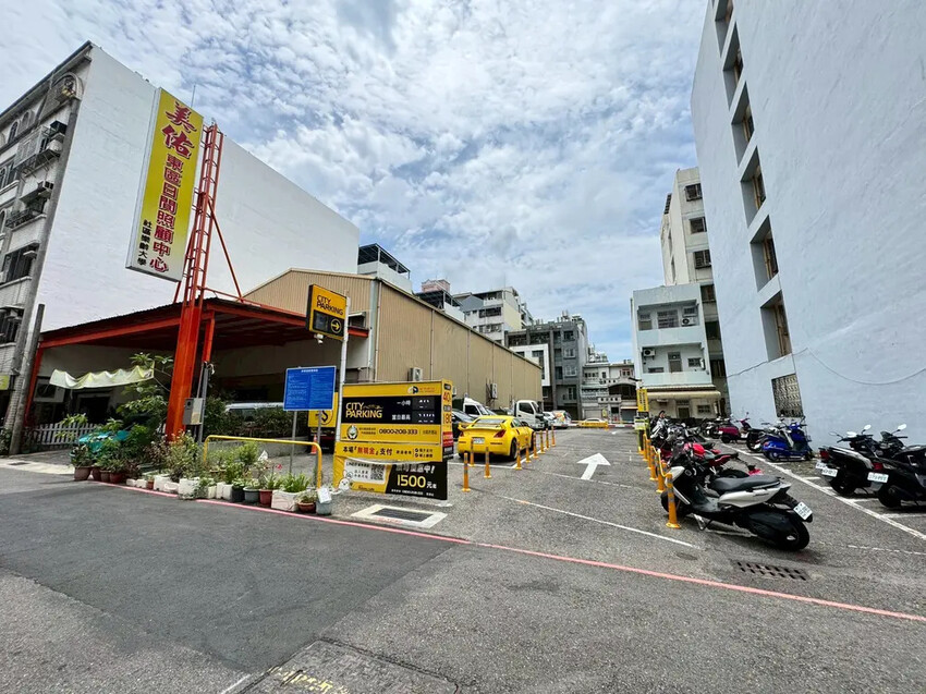 台南美食餐廳│寶煲餐飲│東區質感美食│開幕三重送│被整塊土魠