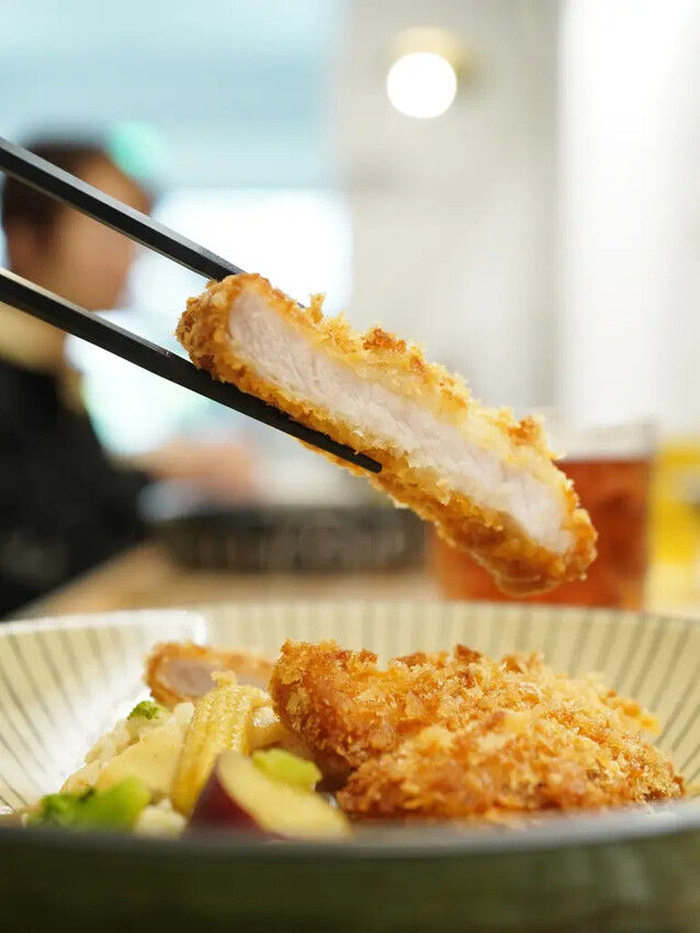 台南美食餐廳│寶煲餐飲│東區質感美食│開幕三重送│被整塊土魠