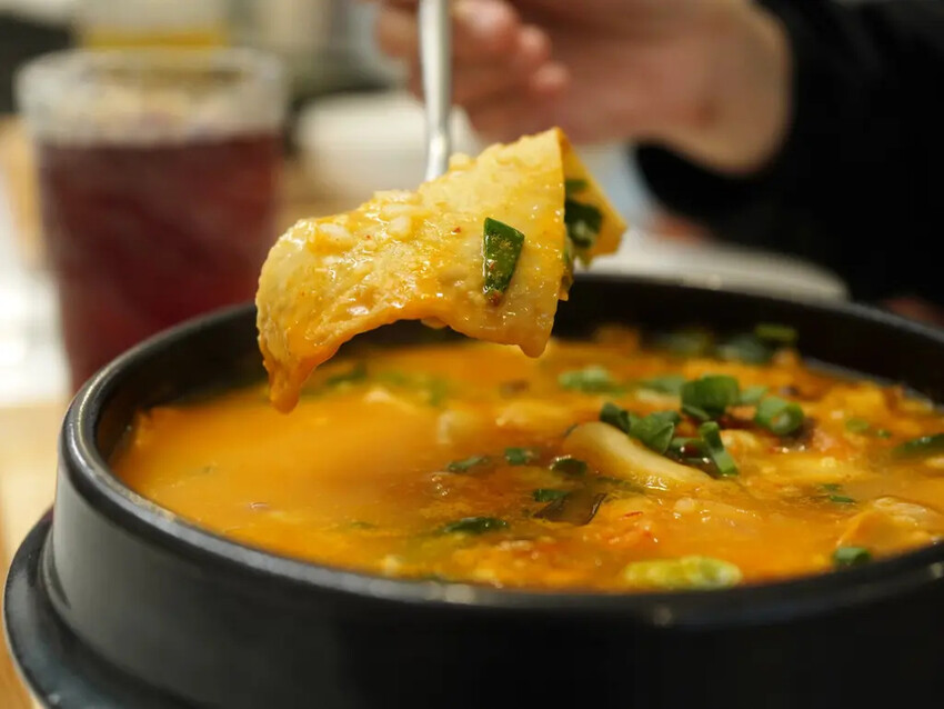 台南美食餐廳│寶煲餐飲│東區質感美食│開幕三重送│被整塊土魠