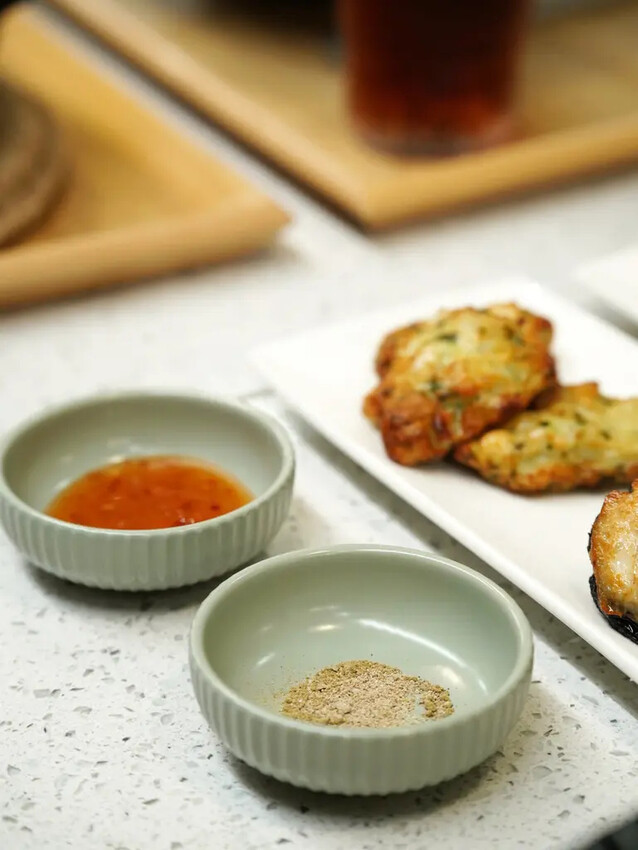 台南美食餐廳│寶煲餐飲│東區質感美食│開幕三重送│被整塊土魠