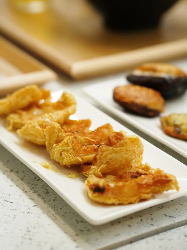 台南美食餐廳│寶煲餐飲│東區質感美食│開幕三重送│被整塊土魠