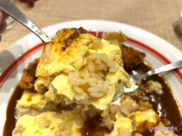 [台北南港區]日本超人氣蛋包飯-蘋果樹蛋包飯平日也是大排長龍