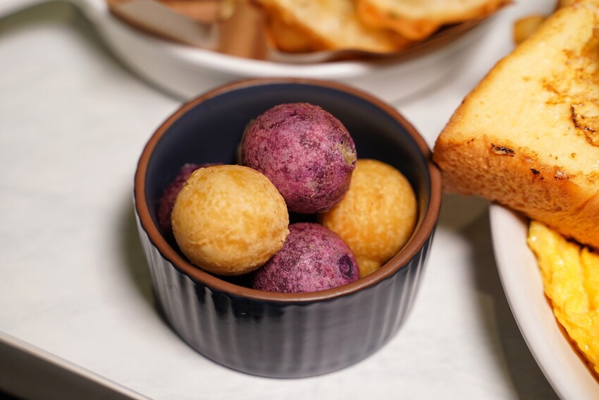 新開幕的「木需奶奶Brunch」竟然是以爬蟲類為主題的早午餐店，早午餐全天候供應超加分！台中平價大份量早午餐新選擇！爬蟲友善餐廳！ - 阿華田的美食日記