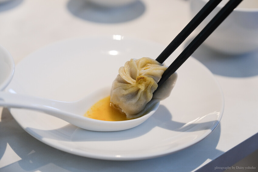 台南市南區漢來上海湯包插旗誠品生活台南店！漢來美食的18摺工藝、湯汁飽滿小籠湯包，台南餐廳推薦
