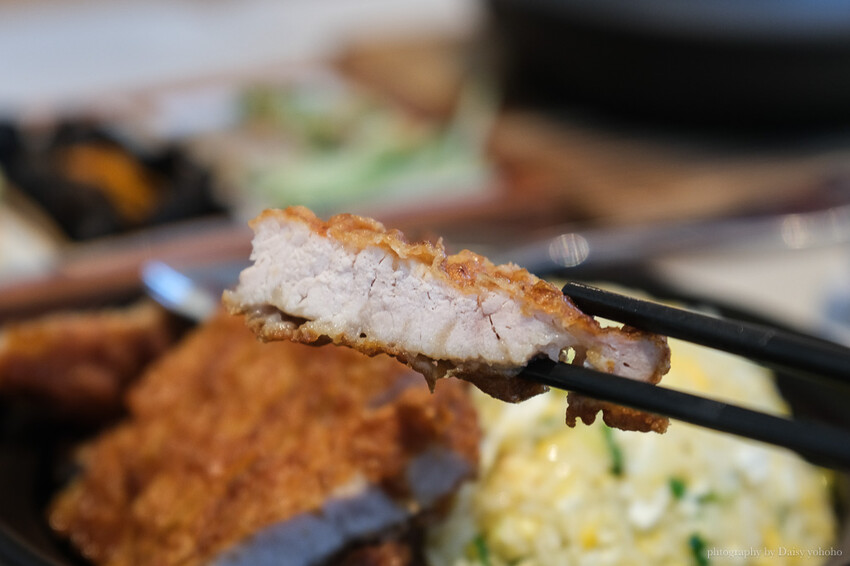 台南市南區漢來上海湯包插旗誠品生活台南店！漢來美食的18摺工藝、湯汁飽滿小籠湯包，台南餐廳推薦