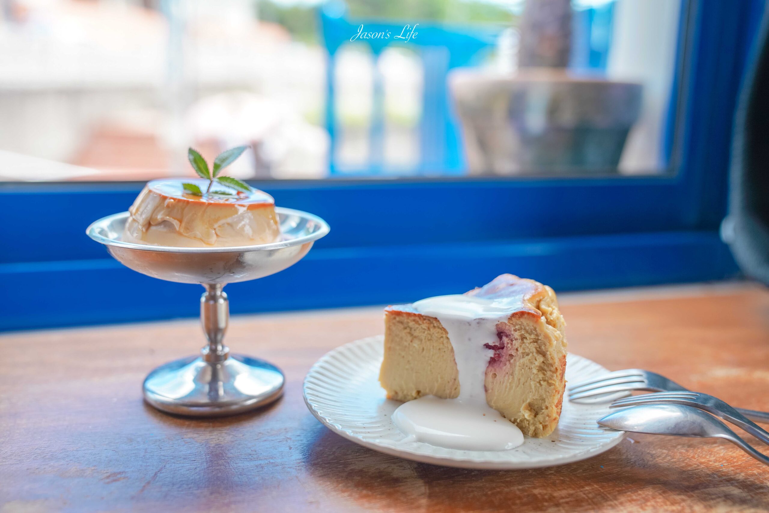 墾丁必訪海景咖啡館！萬里桐Oct.Sun Coffee無敵海景第一排，藍白異國風必拍。