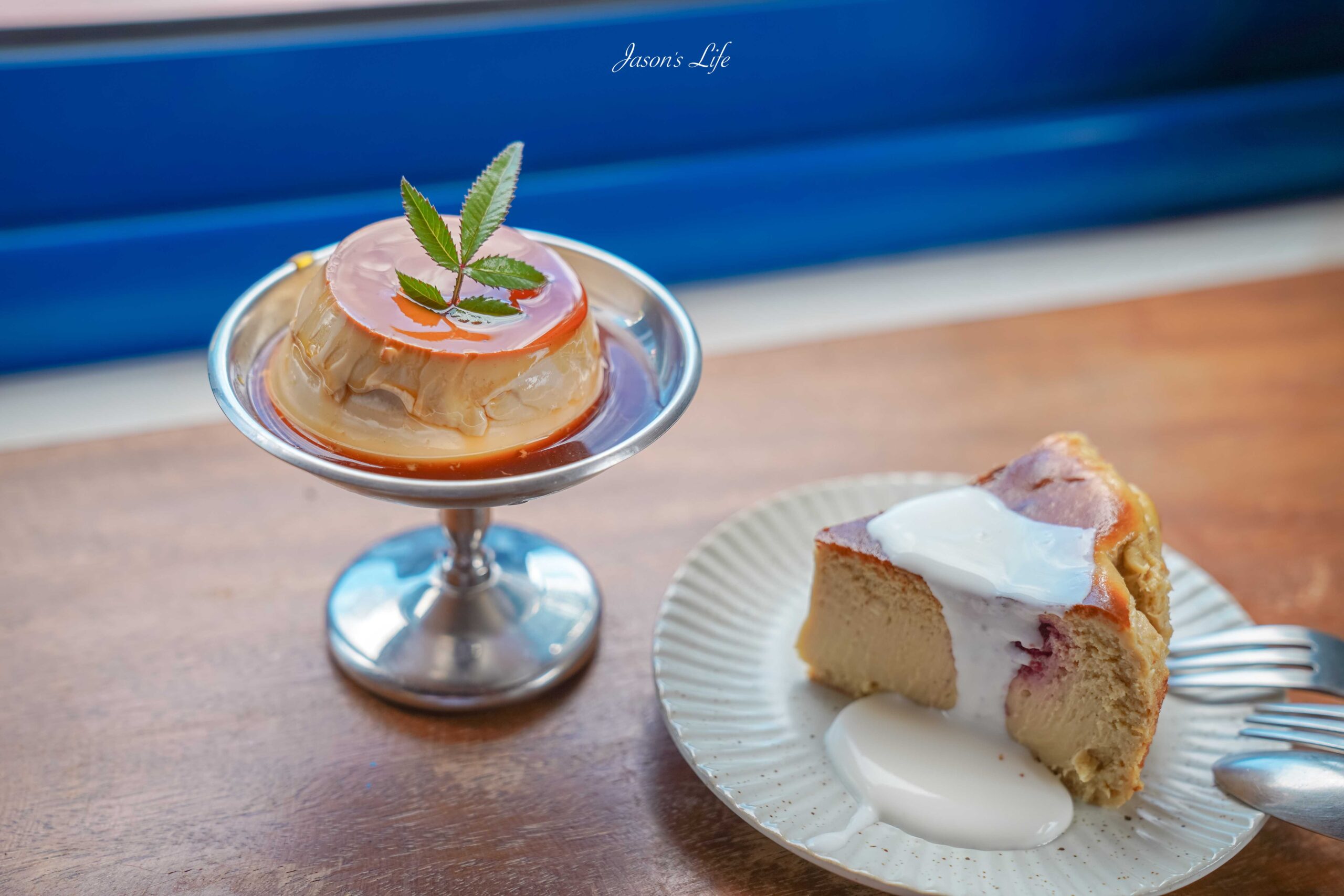 墾丁必訪海景咖啡館！萬里桐Oct.Sun Coffee無敵海景第一排，藍白異國風必拍。