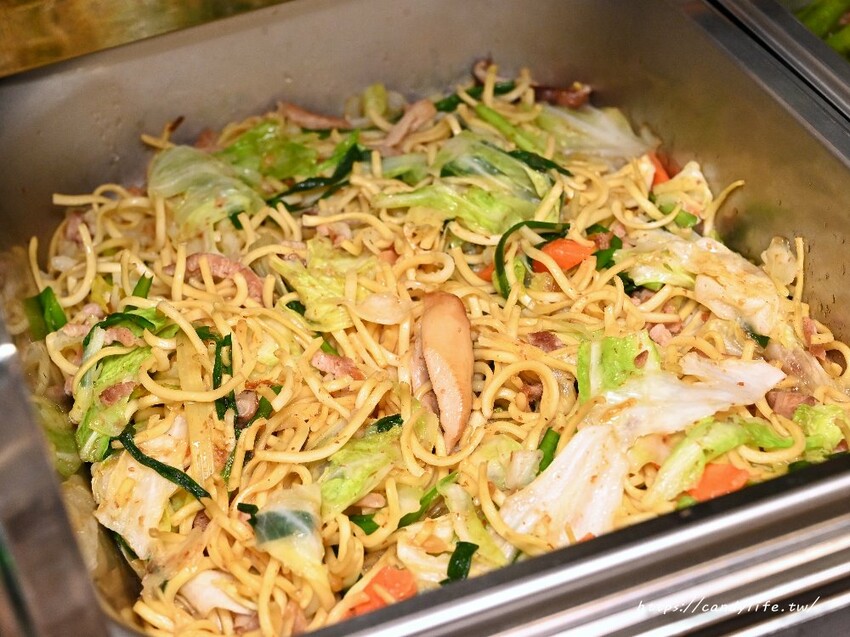 正老林羊肉爐吃到飽｜台中高評價羊肉爐吃到飽再一間，羊肉塊、羊腳筋、羊肋排、羊大骨任你吃到飽～ - 糖糖's 享食生活