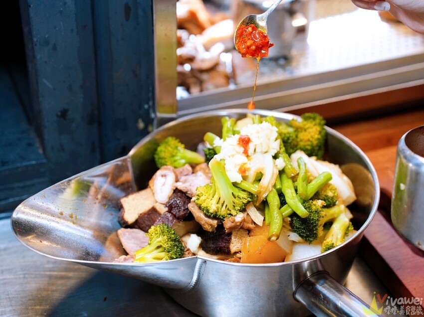 【秘醬滷味】南苗新開幕冷滷味專賣！炎熱天氣的外帶消暑美食小吃新選擇！