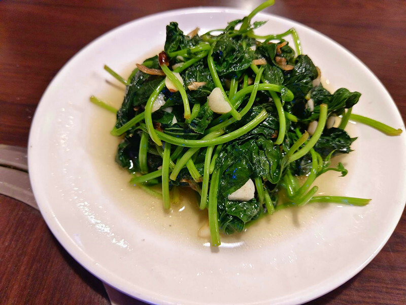 信義區熱炒首選！Google 4.9星「俗又大碗」熱炒嗨起來。