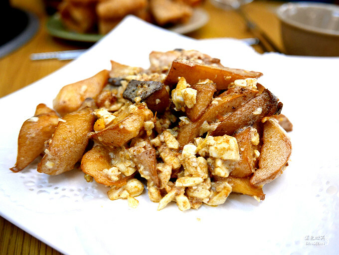 極品海鮮快炒，宜蘭薑母鴨羊肉爐熱炒都吃得到，三合一美味。