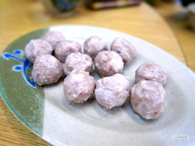 極品海鮮快炒，宜蘭薑母鴨羊肉爐熱炒都吃得到，三合一美味。