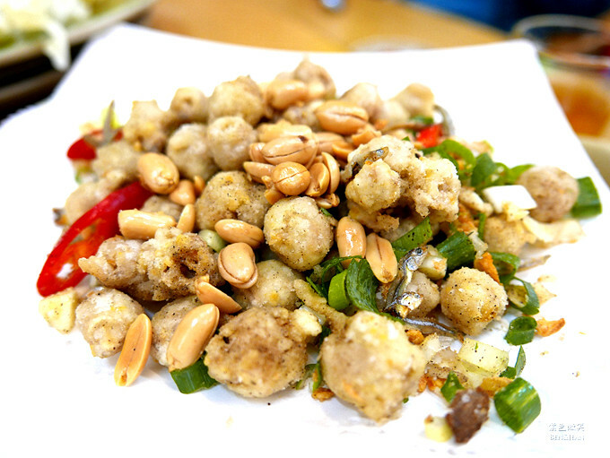 極品海鮮快炒，宜蘭薑母鴨羊肉爐熱炒都吃得到，三合一美味。