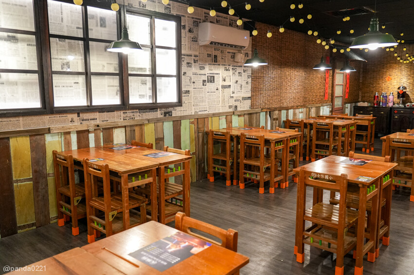 桃園楊梅｜薑太宮市井小火鍋(楊梅店)．288元起爽吃臉盆煙囪鍋，全台獨家火鍋雞也太狂！