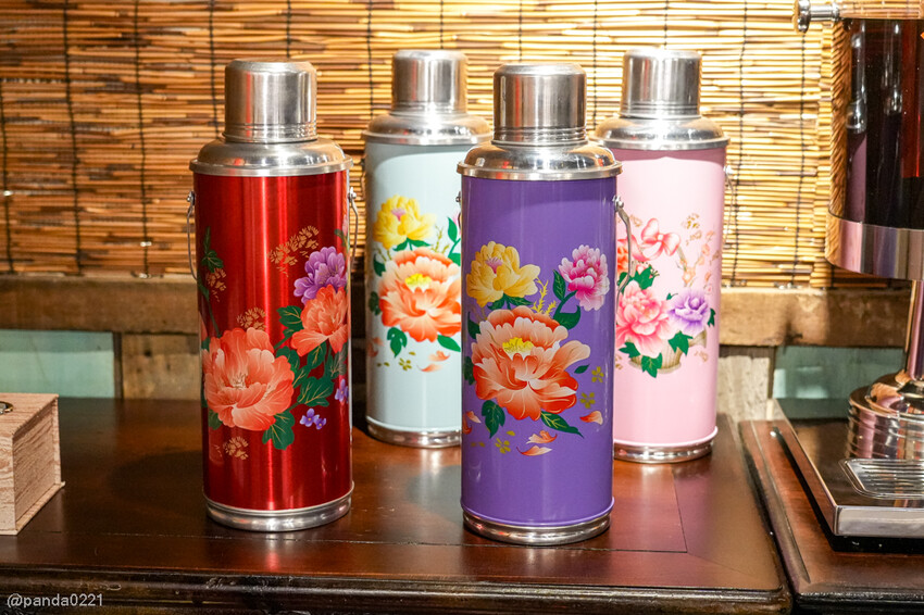 桃園楊梅｜薑太宮市井小火鍋(楊梅店)．288元起爽吃臉盆煙囪鍋，全台獨家火鍋雞也太狂！