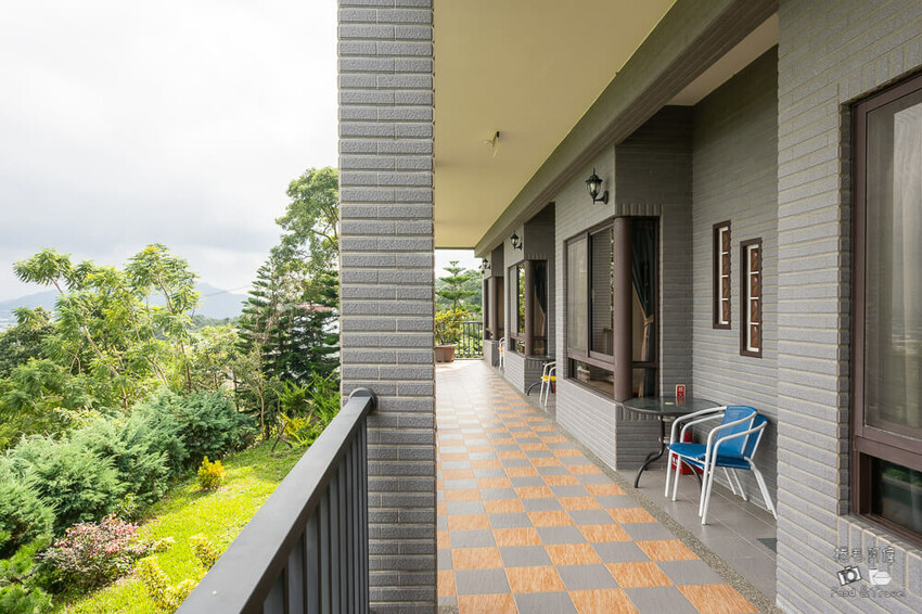 新社山沐斯達，絕美山景＋美食餐廳一次享，台中新社景觀餐廳推薦。