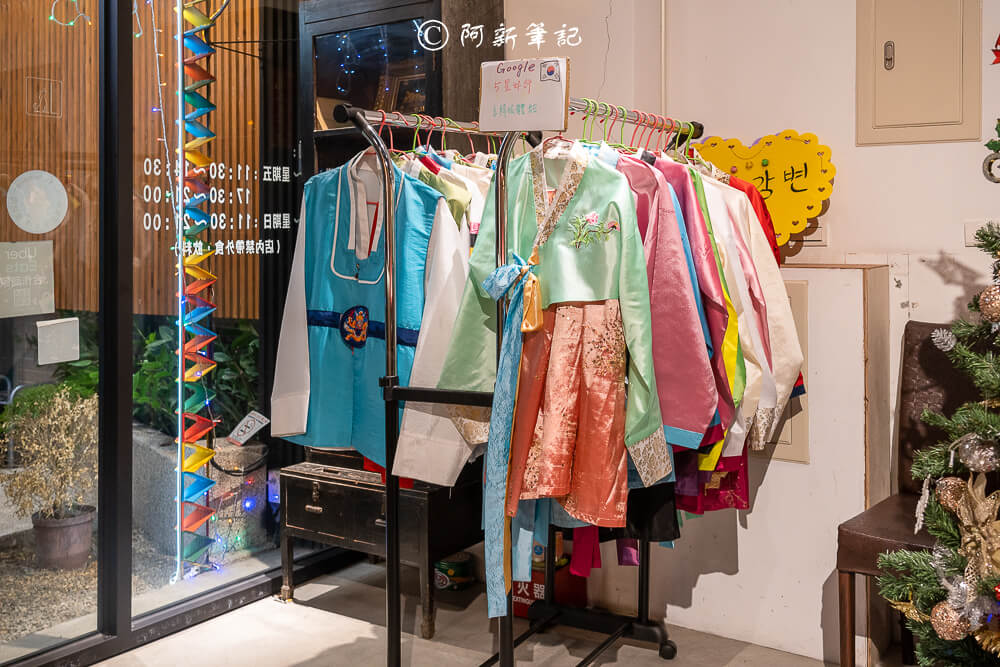 親水河畔韓式料理必吃!人蔘雞湯與超狂炸雞派對讓你愛爆。