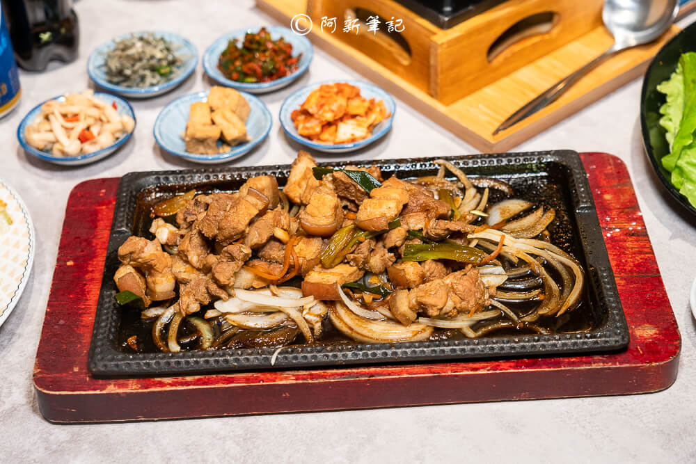 親水河畔韓式料理必吃!人蔘雞湯與超狂炸雞派對讓你愛爆。