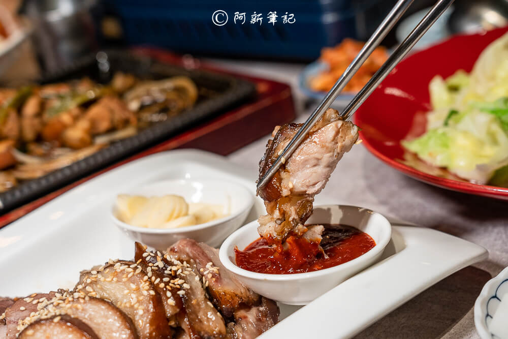 親水河畔韓式料理必吃!人蔘雞湯與超狂炸雞派對讓你愛爆。