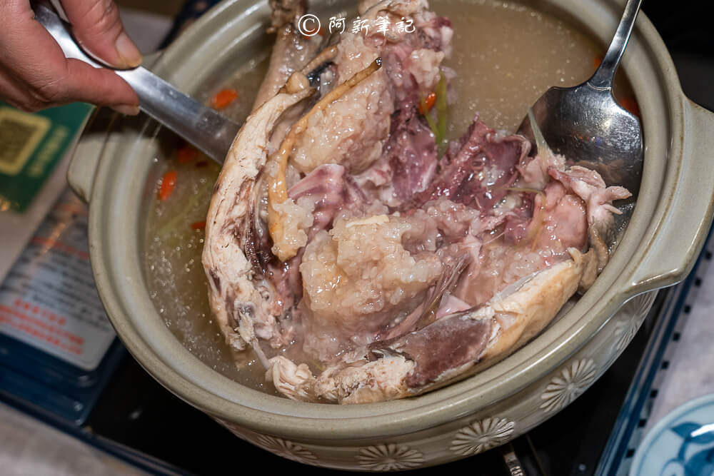 親水河畔韓式料理必吃!人蔘雞湯與超狂炸雞派對讓你愛爆。