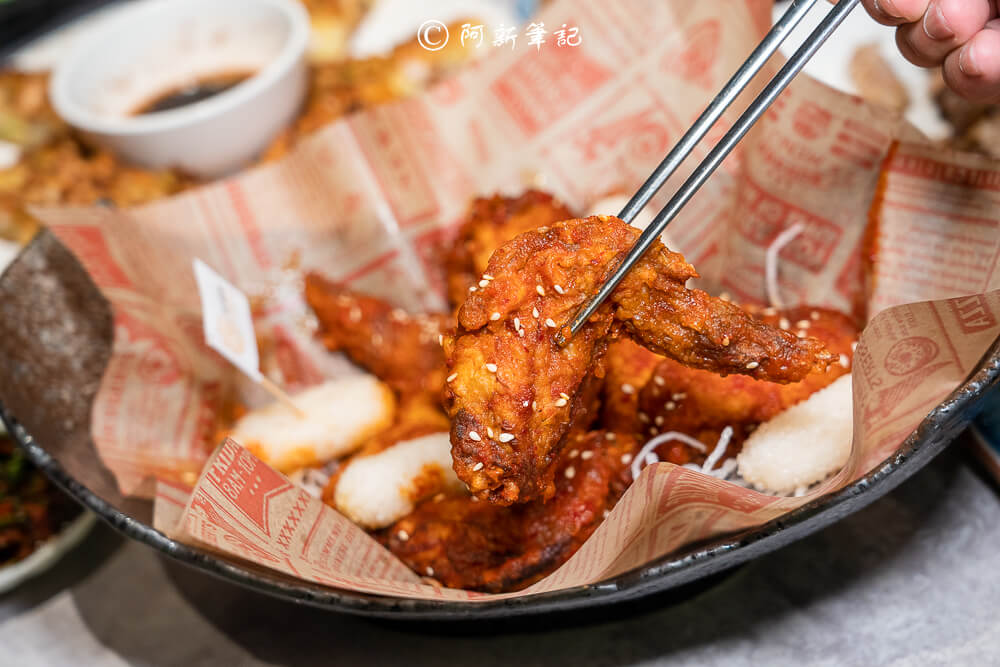 親水河畔韓式料理必吃!人蔘雞湯與超狂炸雞派對讓你愛爆。