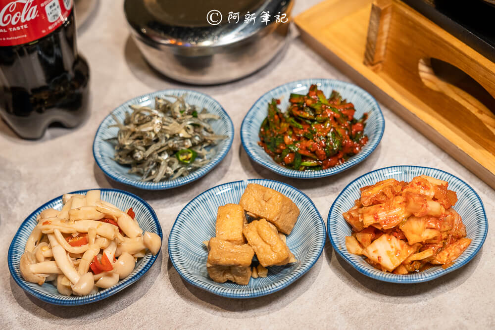 親水河畔韓式料理必吃!人蔘雞湯與超狂炸雞派對讓你愛爆。