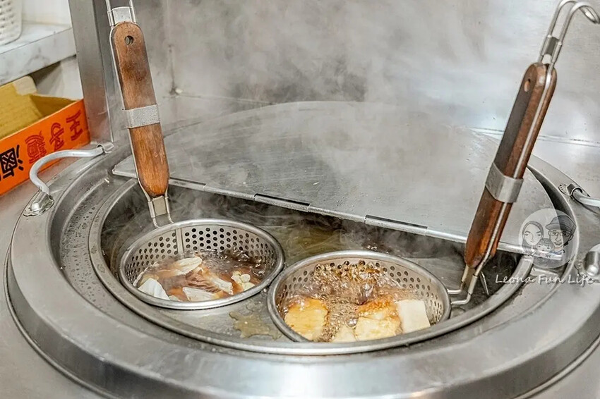 台中大里美食推薦！麻娃子麻辣燙超夠味，隱藏版香辣滷味必吃。