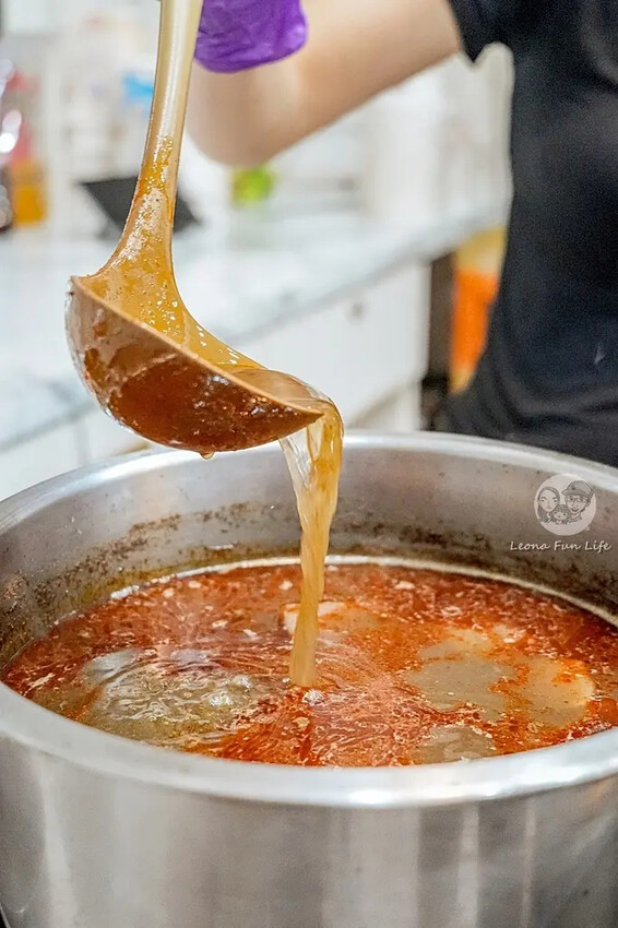 台中大里美食推薦！麻娃子麻辣燙超夠味，隱藏版香辣滷味必吃。