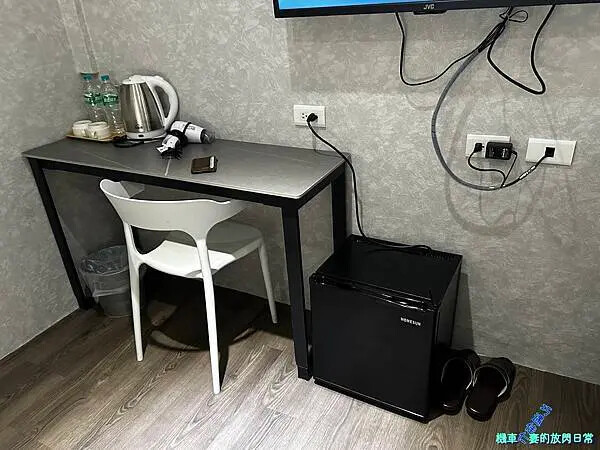 [南部住宿] 高雄鹽埕 河畔文旅 (非寵物旅館)