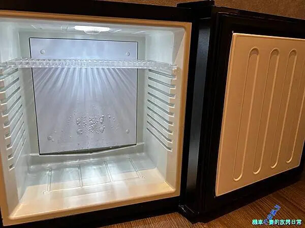 [南部住宿] 高雄鹽埕 河畔文旅 (非寵物旅館)