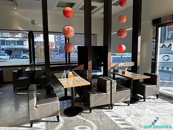 [南部住宿] 高雄鹽埕 河畔文旅 (非寵物旅館)