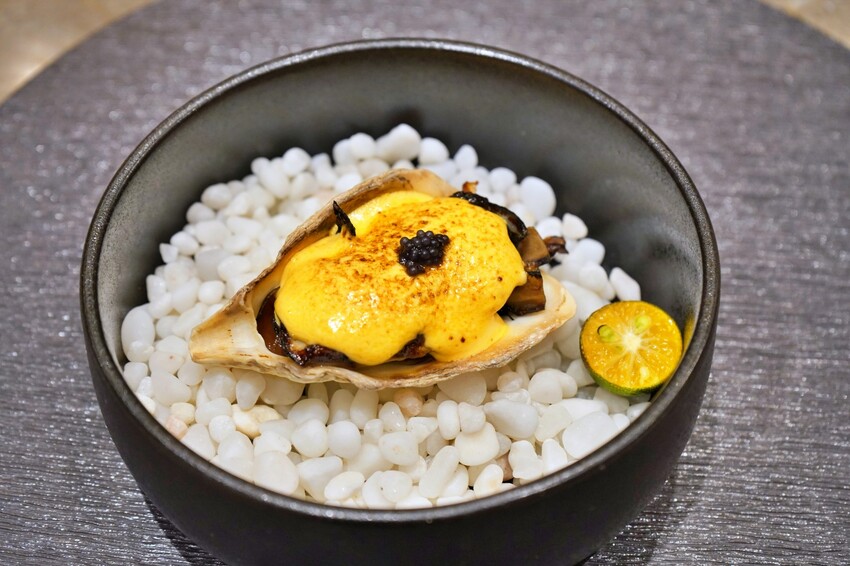 台中市西屯區超神秘鐵板燒無菜單料理！竟然隱身在知名婚宴會館裡，採預約匯款制，最新夏季菜單超驚豔！