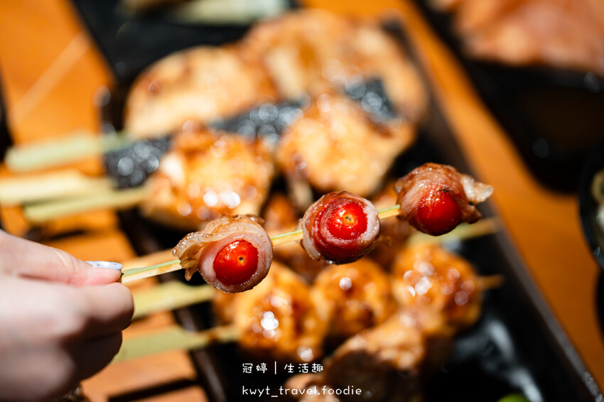 台北居酒屋推薦_柒息地串燒居酒屋晴光店，全台唯一鍋巴烤肉粽！炙烤肉粽刷上烤肉神醬，必吃端午節食物_2025菜單 – 冠婷生活趣