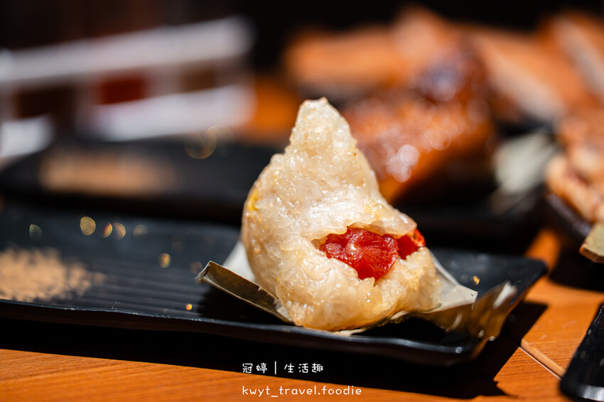 台北居酒屋推薦_柒息地串燒居酒屋晴光店，全台唯一鍋巴烤肉粽！炙烤肉粽刷上烤肉神醬，必吃端午節食物_2025菜單 – 冠婷生活趣