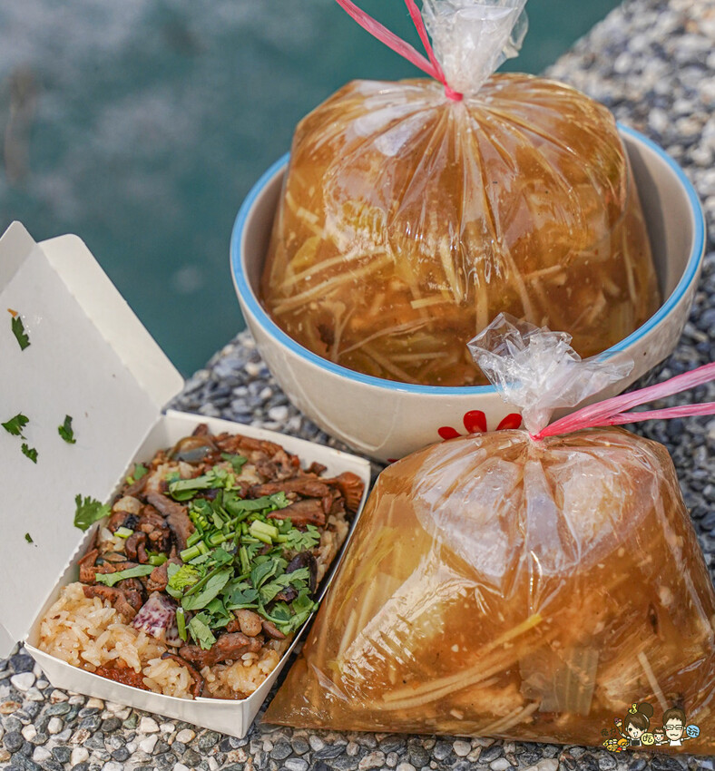 有膨皮的高興古早味辦桌羹，傳統市場傳承40年辦桌羹、油飯 X 瑞興市場、高雄美食、必吃肉羹 - 跟著尼力吃喝玩樂＆親子生活