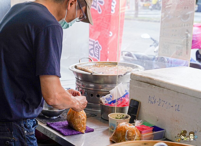 有膨皮的高興古早味辦桌羹，傳統市場傳承40年辦桌羹、油飯 X 瑞興市場、高雄美食、必吃肉羹 - 跟著尼力吃喝玩樂＆親子生活