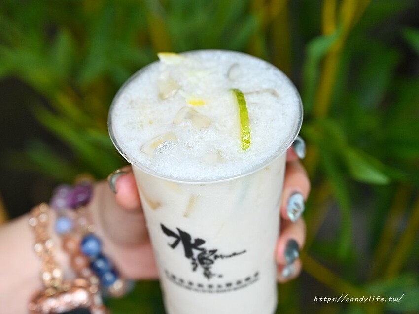 水澤潤舖|台中新開幕創意手搖飲,將現代茶飲文化結合東方養生甜品,生意超級好 - 糖糖's 享食生活