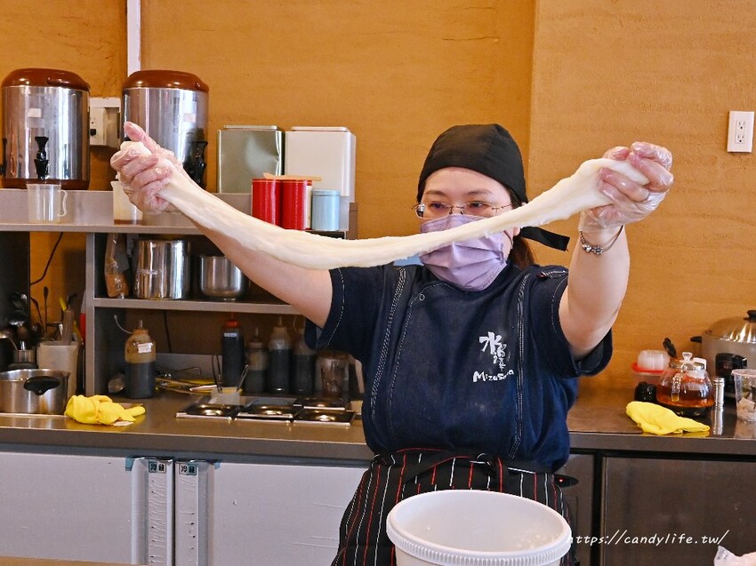水澤潤舖|台中新開幕創意手搖飲,將現代茶飲文化結合東方養生甜品,生意超級好 - 糖糖's 享食生活