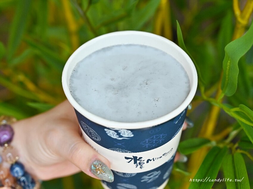 水澤潤舖|台中新開幕創意手搖飲,將現代茶飲文化結合東方養生甜品,生意超級好 - 糖糖's 享食生活